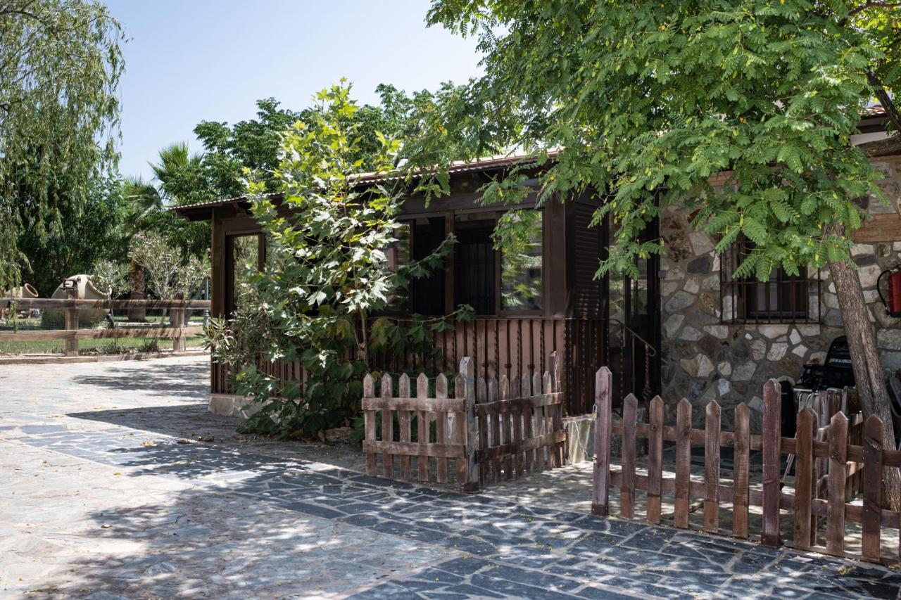 Hotel Rural Finca La Herencia Guadalcanal エクステリア 写真