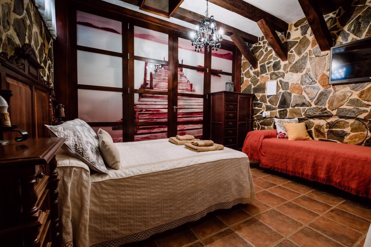 Hotel Rural Finca La Herencia Guadalcanal エクステリア 写真