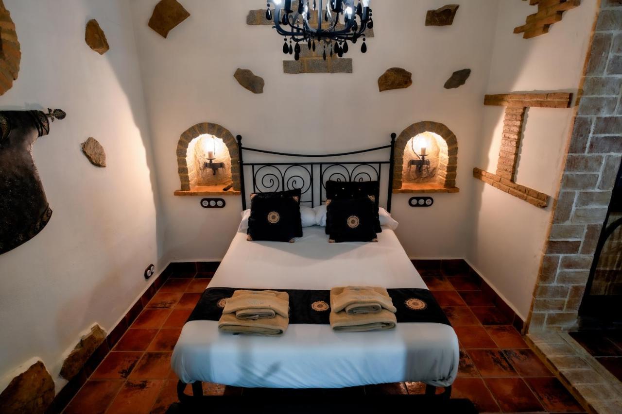 Hotel Rural Finca La Herencia Guadalcanal エクステリア 写真