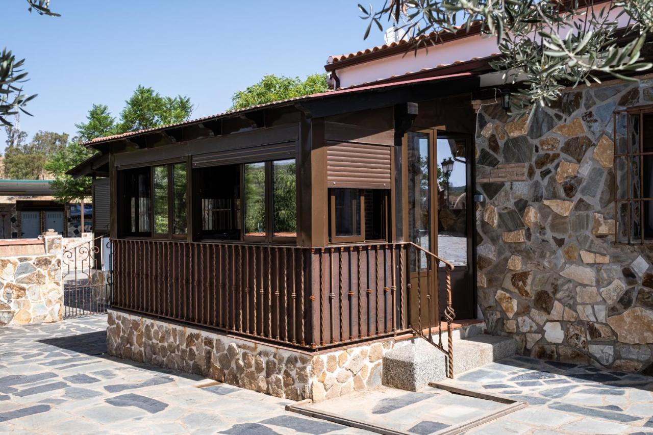 Hotel Rural Finca La Herencia Guadalcanal エクステリア 写真