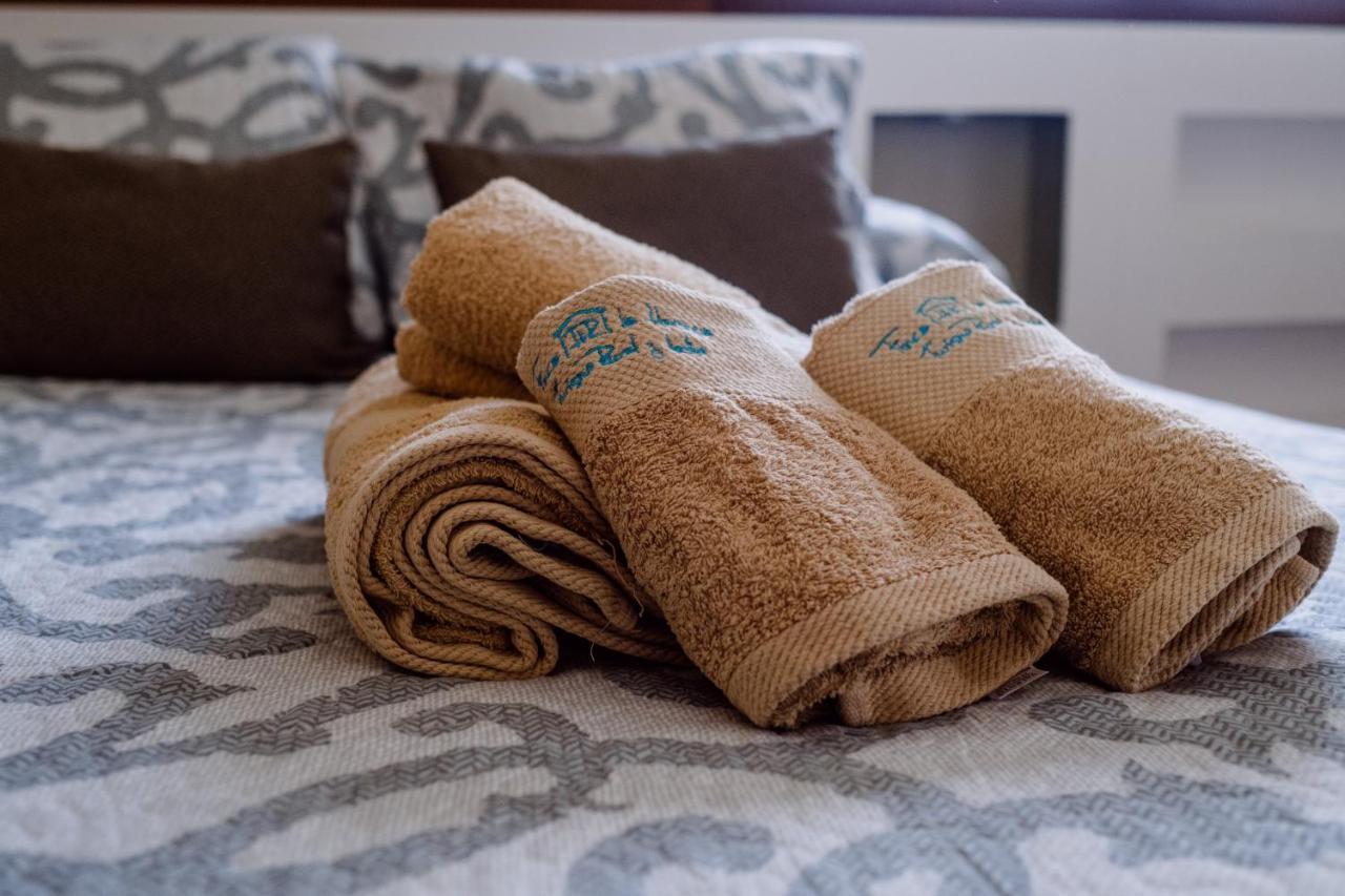 Hotel Rural Finca La Herencia Guadalcanal エクステリア 写真